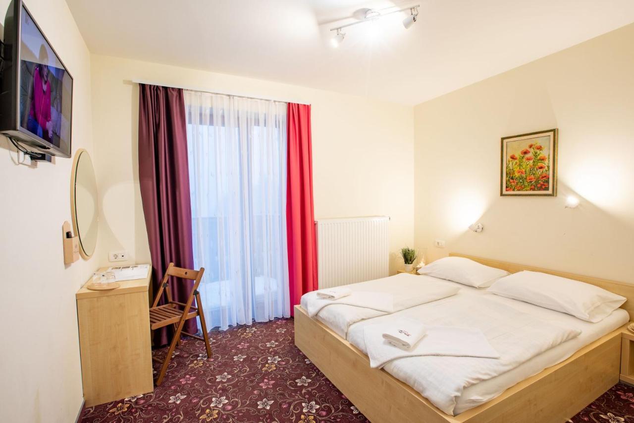 Zgornja Loznica Hotel Jakec Trije Kralji Na Pohorju מראה חיצוני תמונה