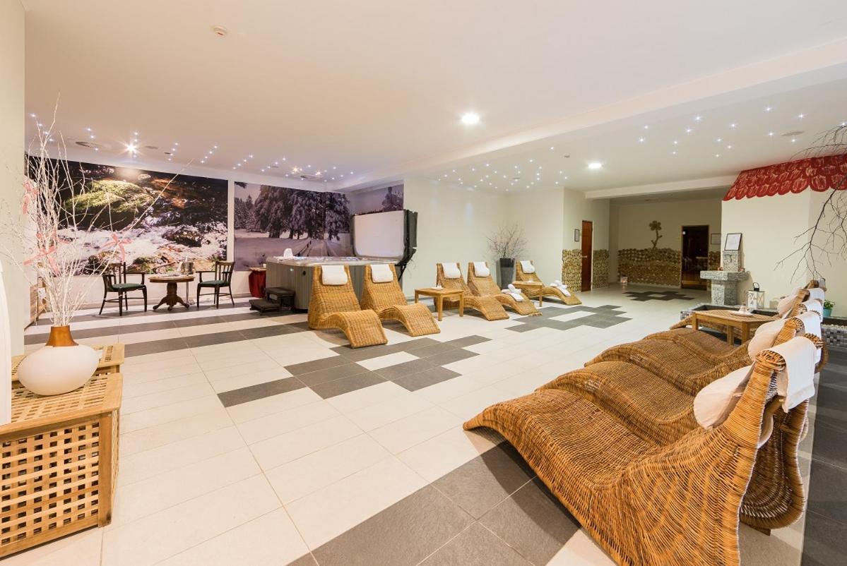 Zgornja Loznica Hotel Jakec Trije Kralji Na Pohorju מראה חיצוני תמונה