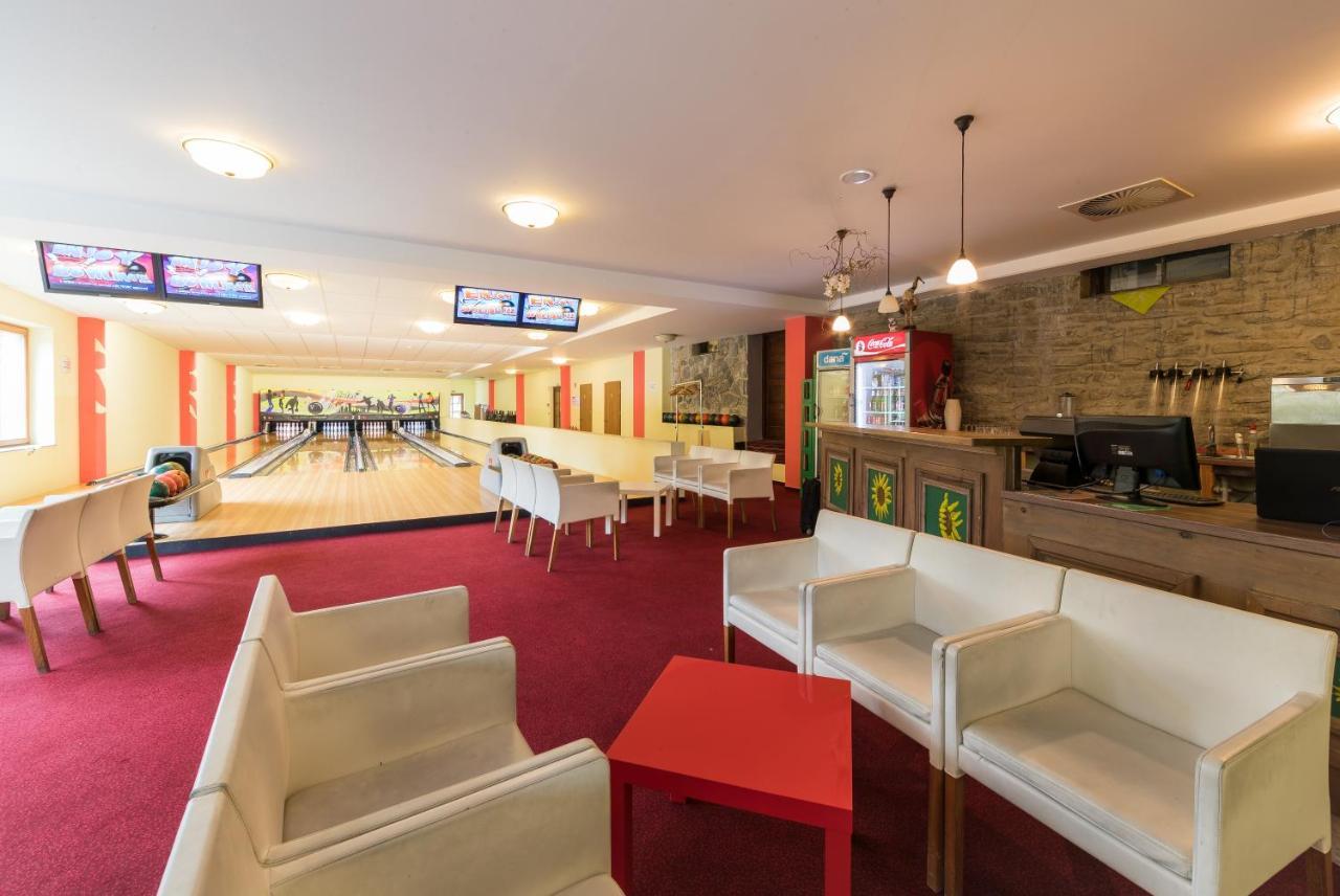 Zgornja Loznica Hotel Jakec Trije Kralji Na Pohorju מראה חיצוני תמונה