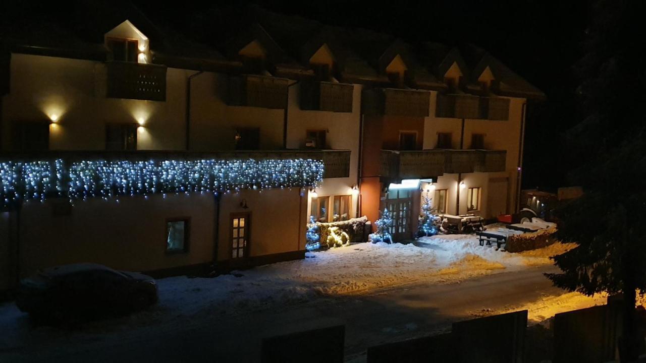 Zgornja Loznica Hotel Jakec Trije Kralji Na Pohorju מראה חיצוני תמונה