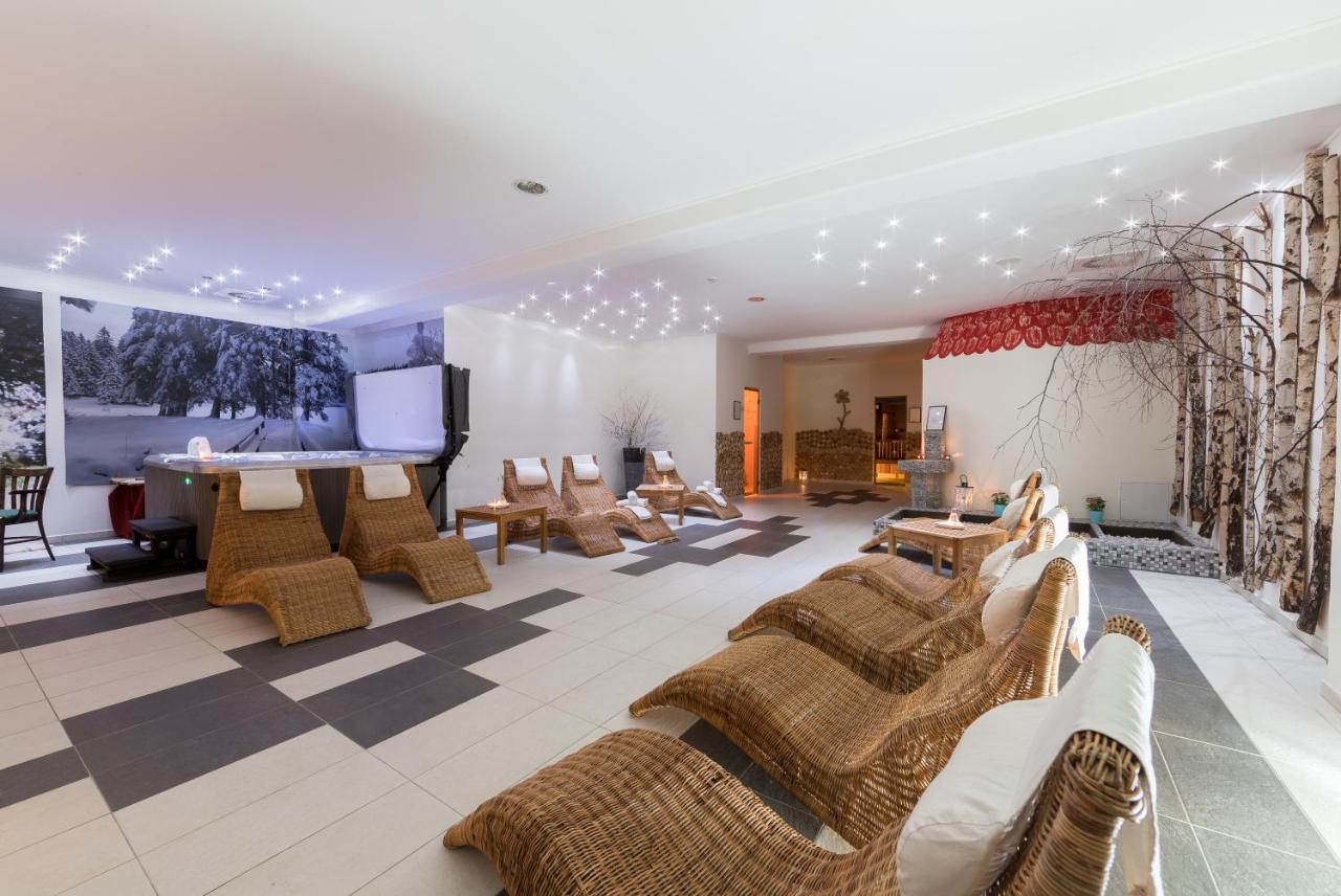 Zgornja Loznica Hotel Jakec Trije Kralji Na Pohorju מראה חיצוני תמונה
